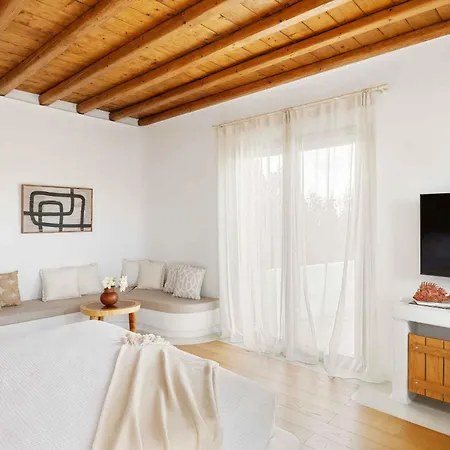 Myker Estate I 8-bdr, Luxury, Seaview, Pool